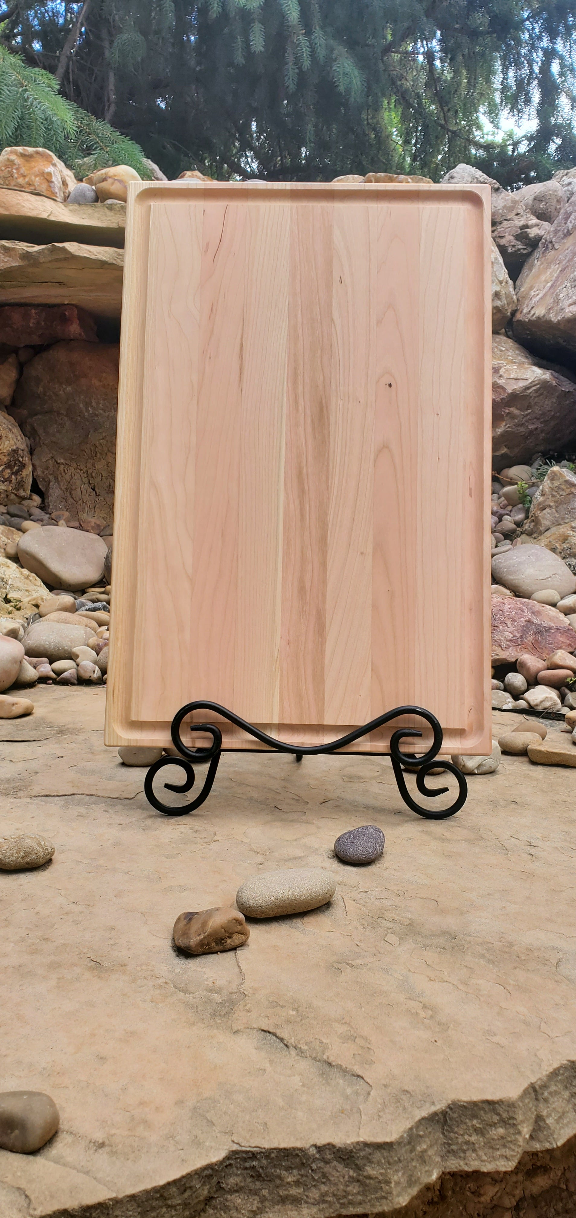 Classic Grain Series Cherry Cutting Board 11x17