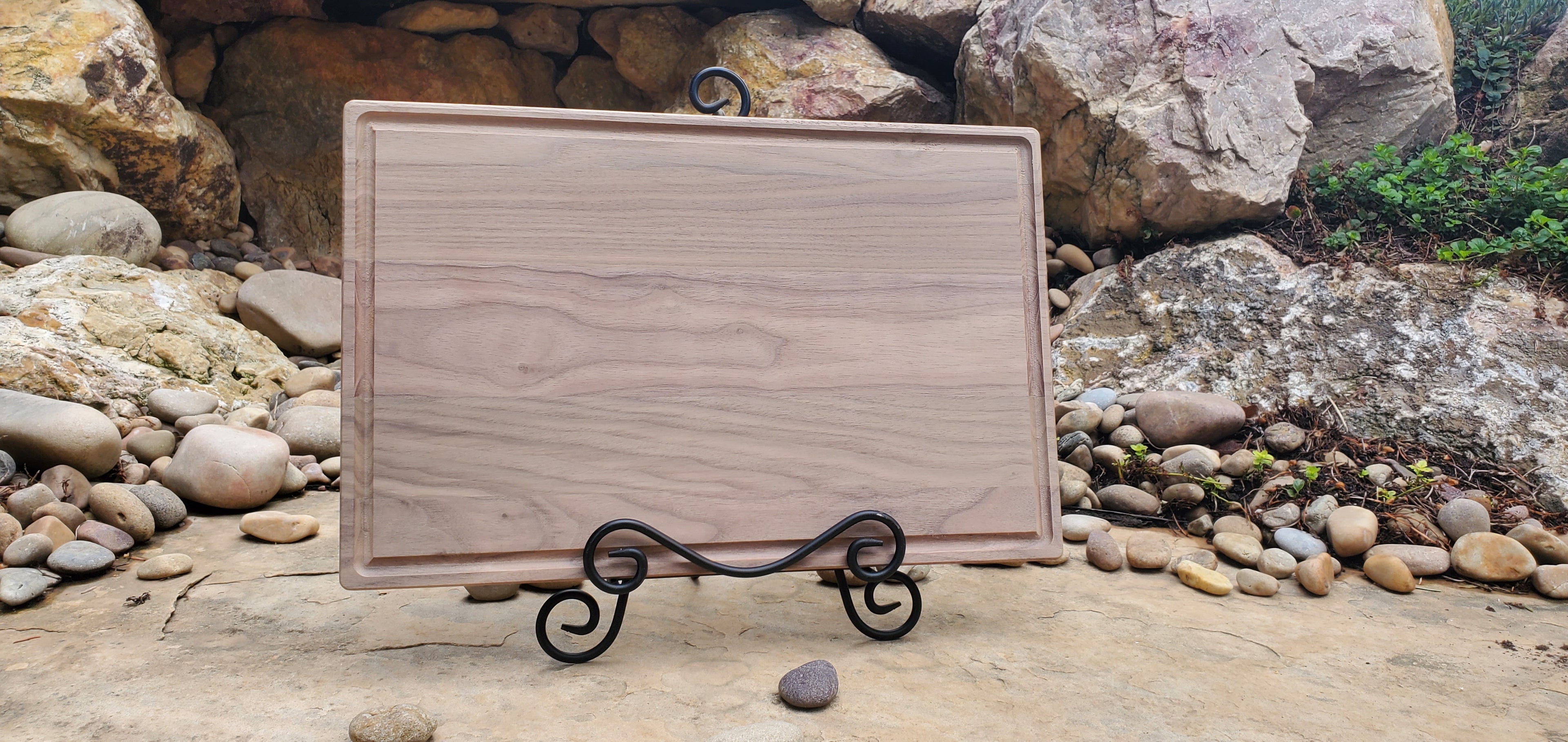 Classic Grain Series Walnut Cutting Board 11x17
